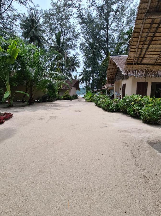 Angkana Bungalows Adults Only Thong Sala Exterior photo