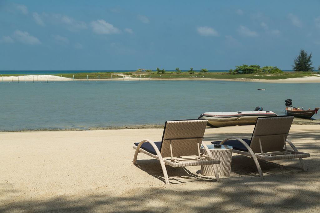 Angkana Bungalows Adults Only Thong Sala Exterior photo