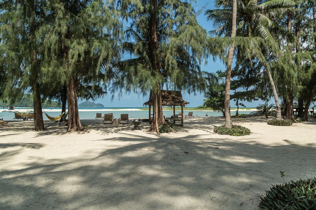 Angkana Bungalows Adults Only Thong Sala Exterior photo