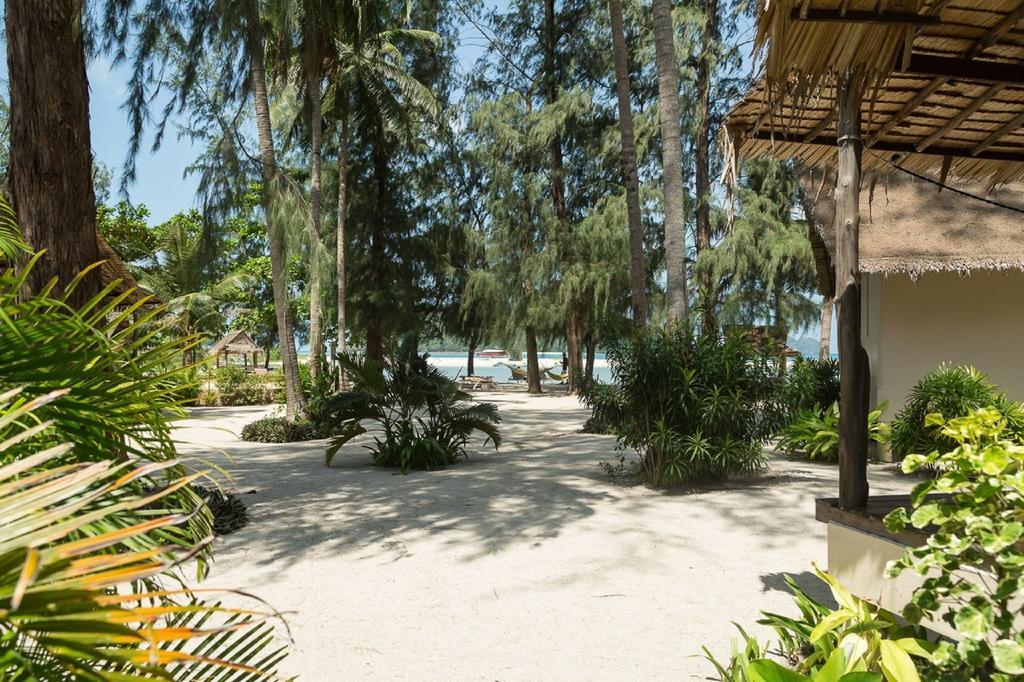 Angkana Bungalows Adults Only Thong Sala Exterior photo